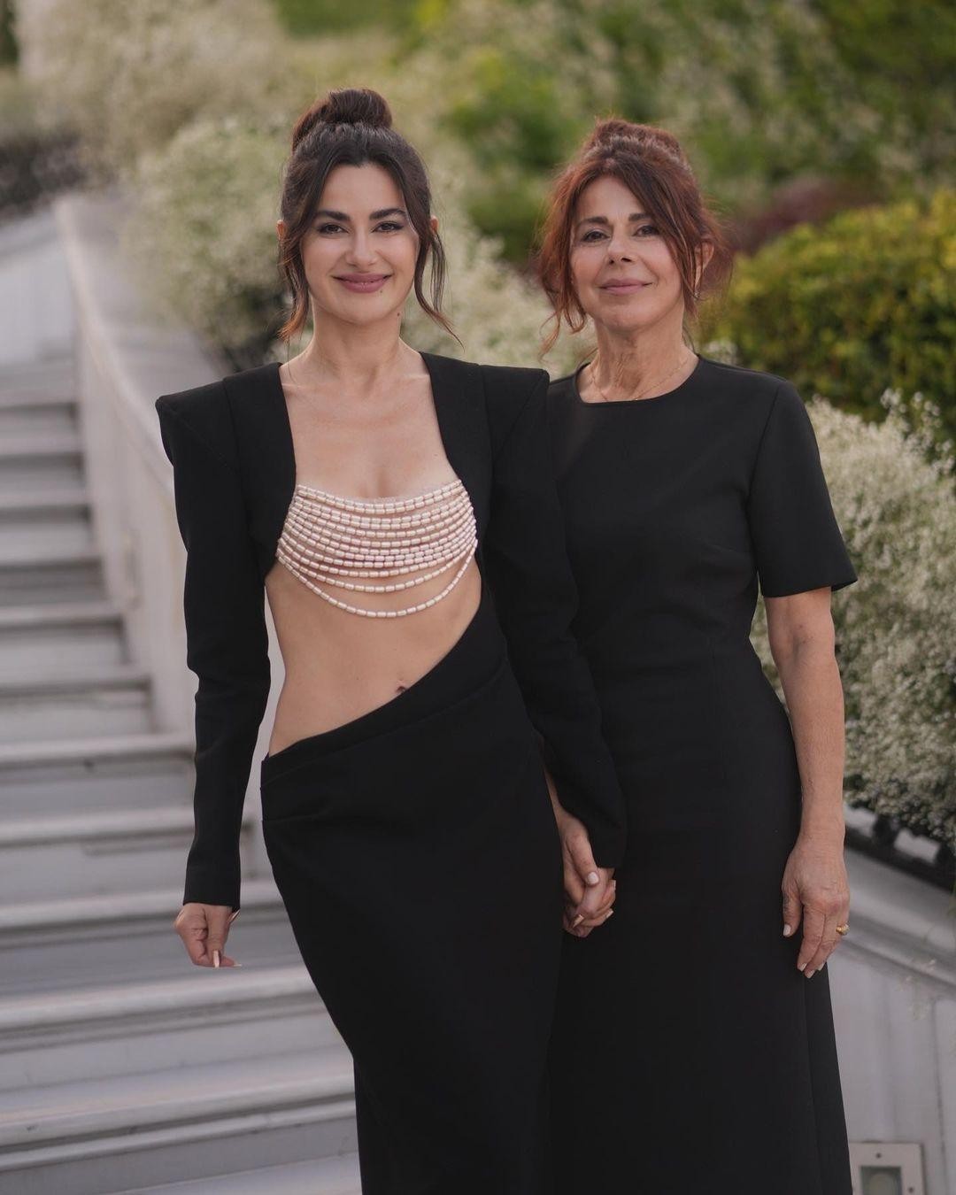 Nəsrin Cavadzadə geyimi ilə diqqət çəkdi - FOTO